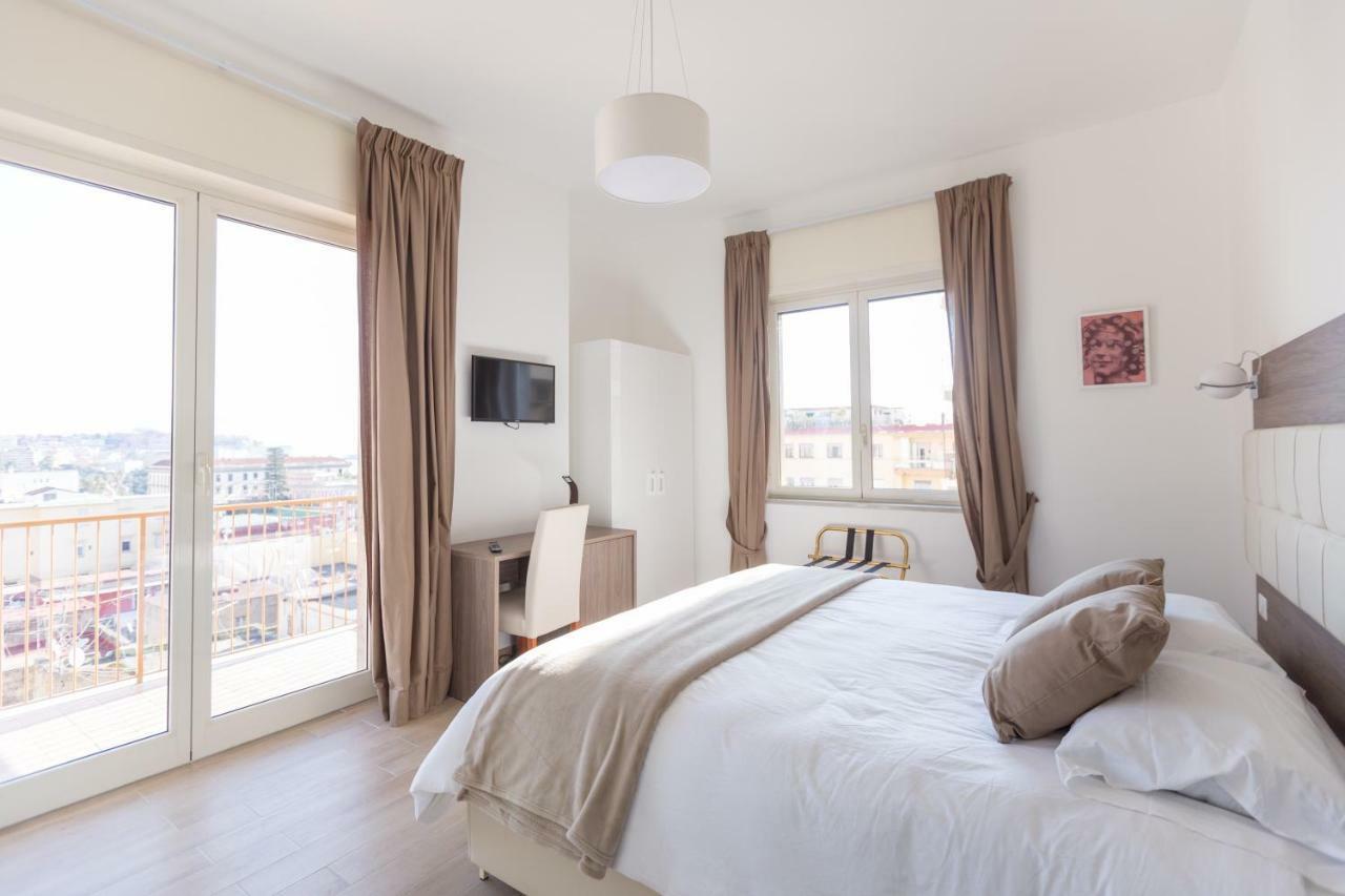 לינה וארוחת בוקר נאפולי Mergellina Relais מראה חיצוני תמונה