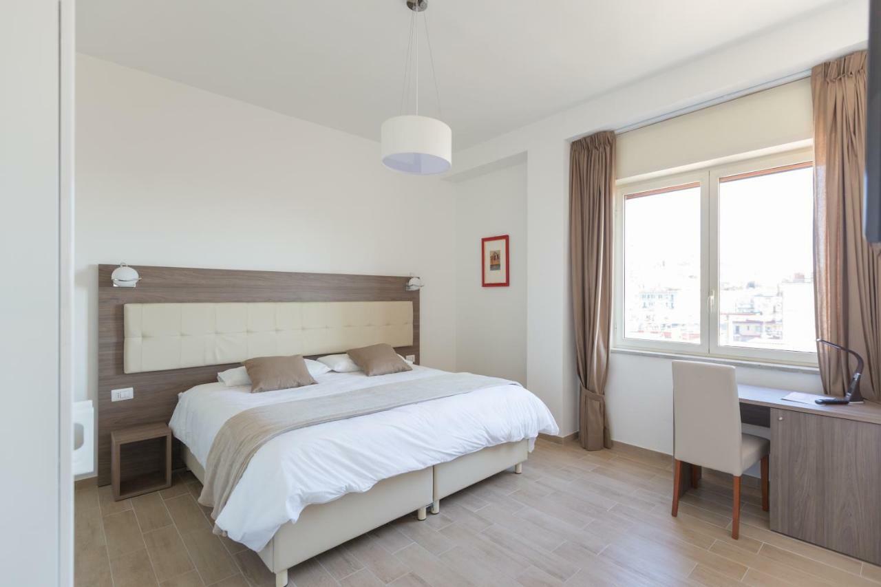 לינה וארוחת בוקר נאפולי Mergellina Relais מראה חיצוני תמונה