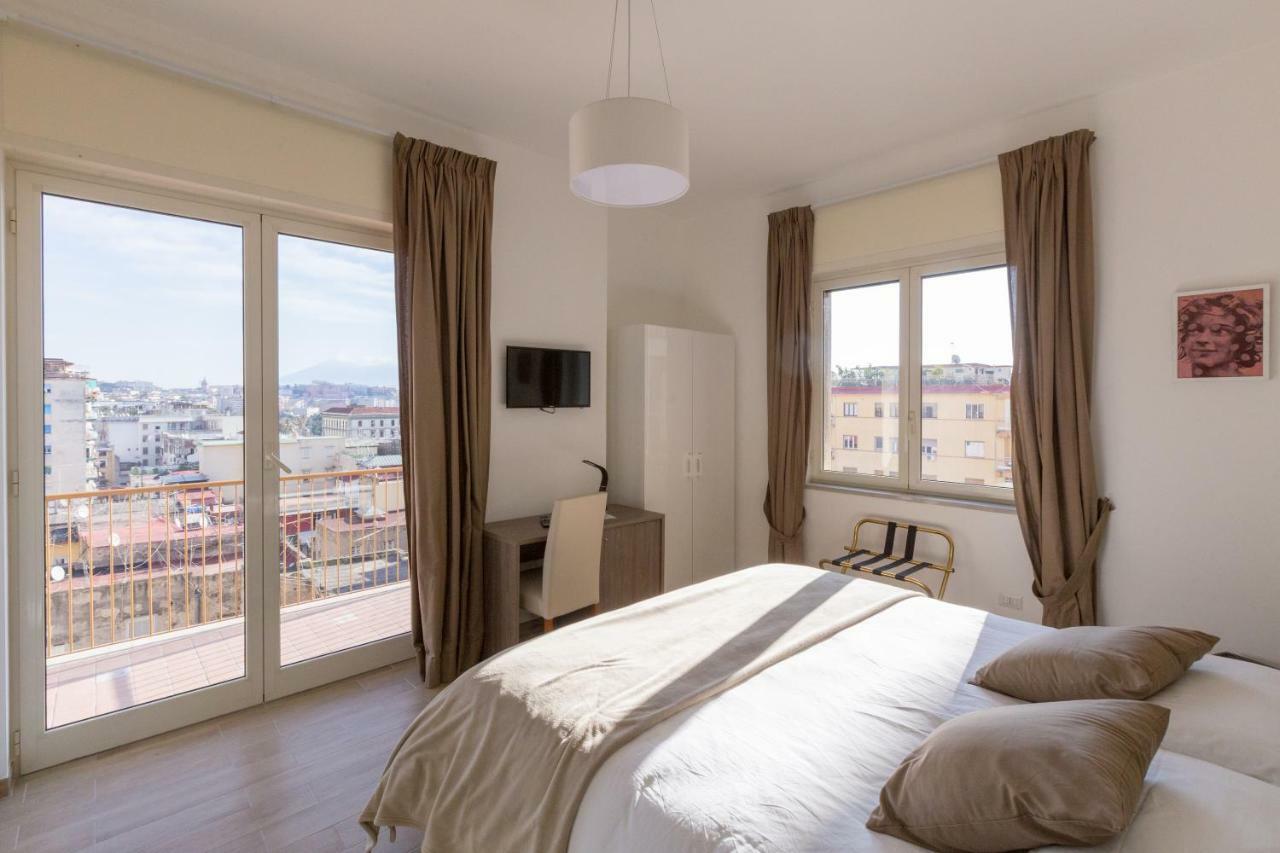 לינה וארוחת בוקר נאפולי Mergellina Relais מראה חיצוני תמונה