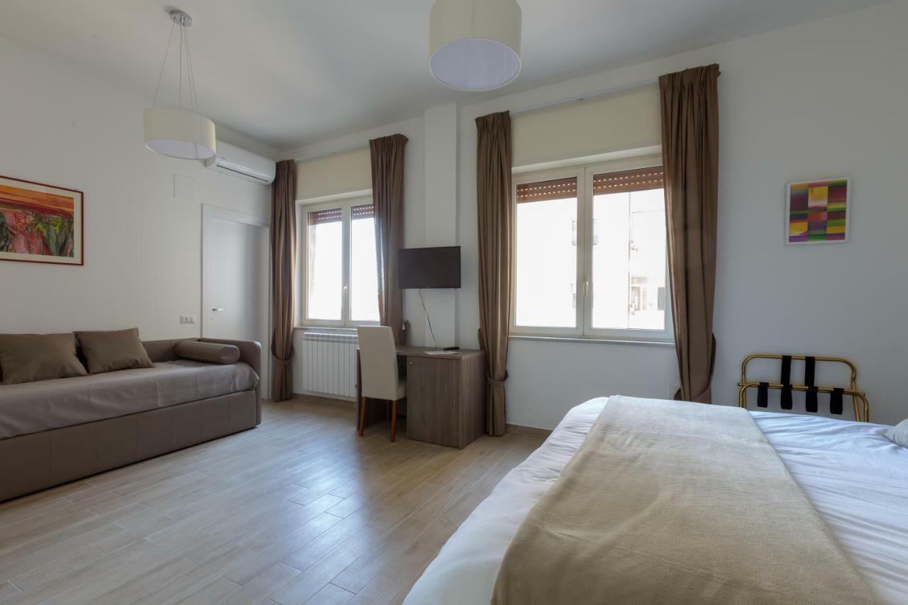 לינה וארוחת בוקר נאפולי Mergellina Relais מראה חיצוני תמונה