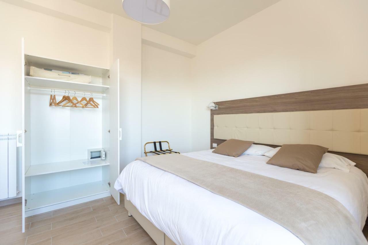 לינה וארוחת בוקר נאפולי Mergellina Relais מראה חיצוני תמונה