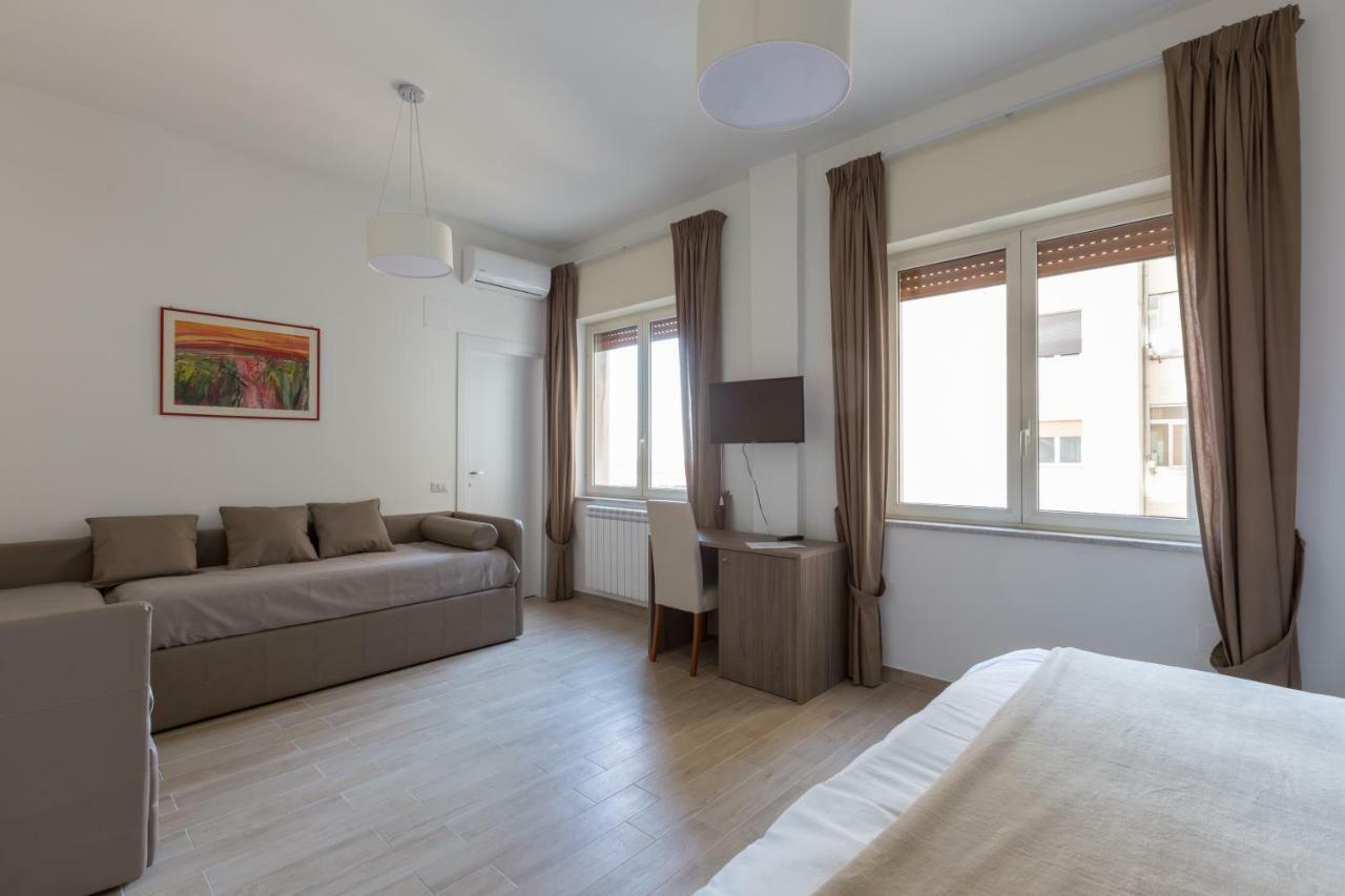 לינה וארוחת בוקר נאפולי Mergellina Relais מראה חיצוני תמונה