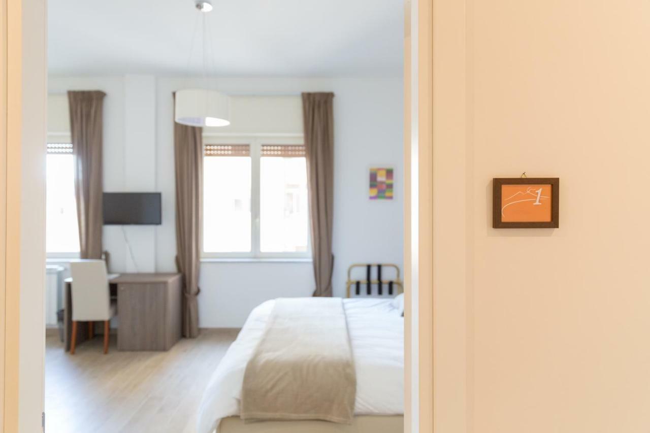 לינה וארוחת בוקר נאפולי Mergellina Relais מראה חיצוני תמונה